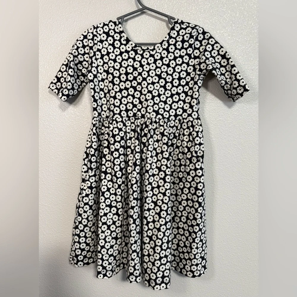 Hanna Andersson Skater dress 5 - Picture 5 of 6